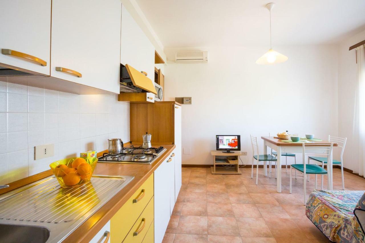 Residence Cristallo Каорле Экстерьер фото