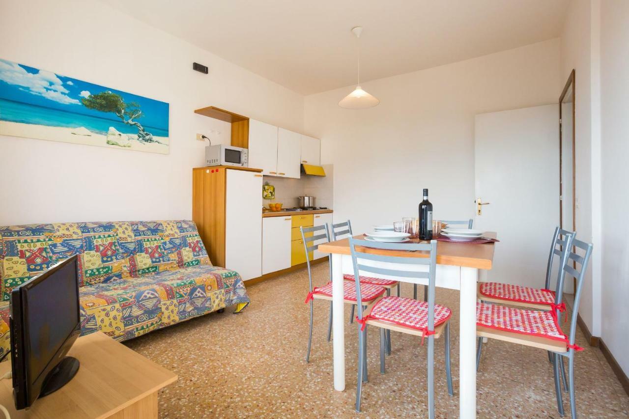 Residence Cristallo Каорле Экстерьер фото