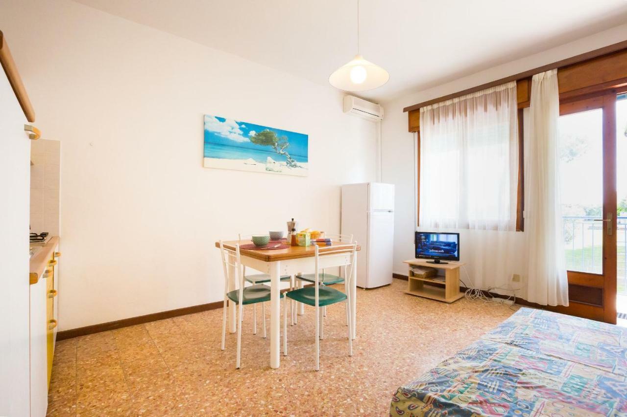 Residence Cristallo Каорле Экстерьер фото